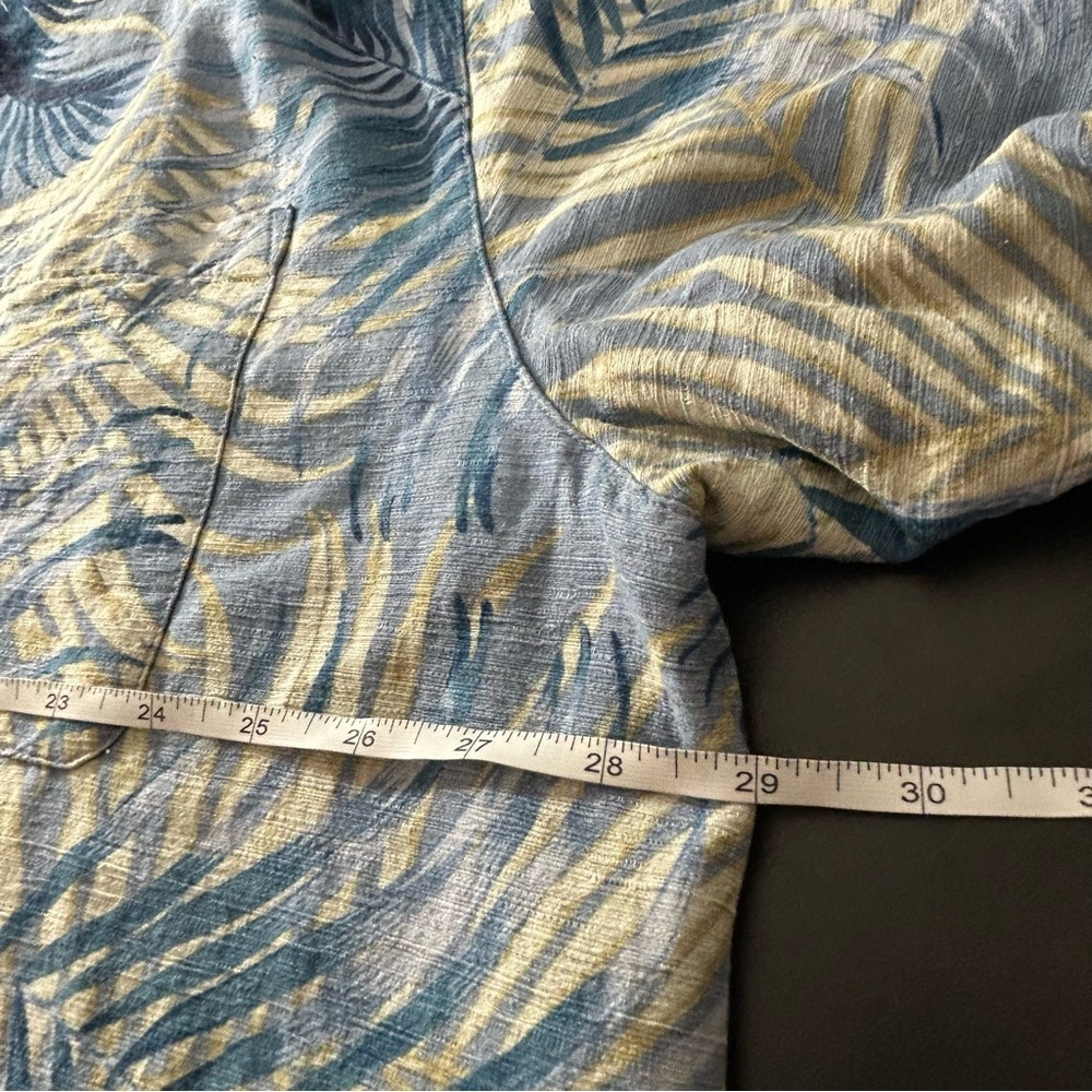 Caribbean Men's Blue and Beige Tropical Shirt. Silk. Size 2XB Hawaiian - Picture 6 of 7